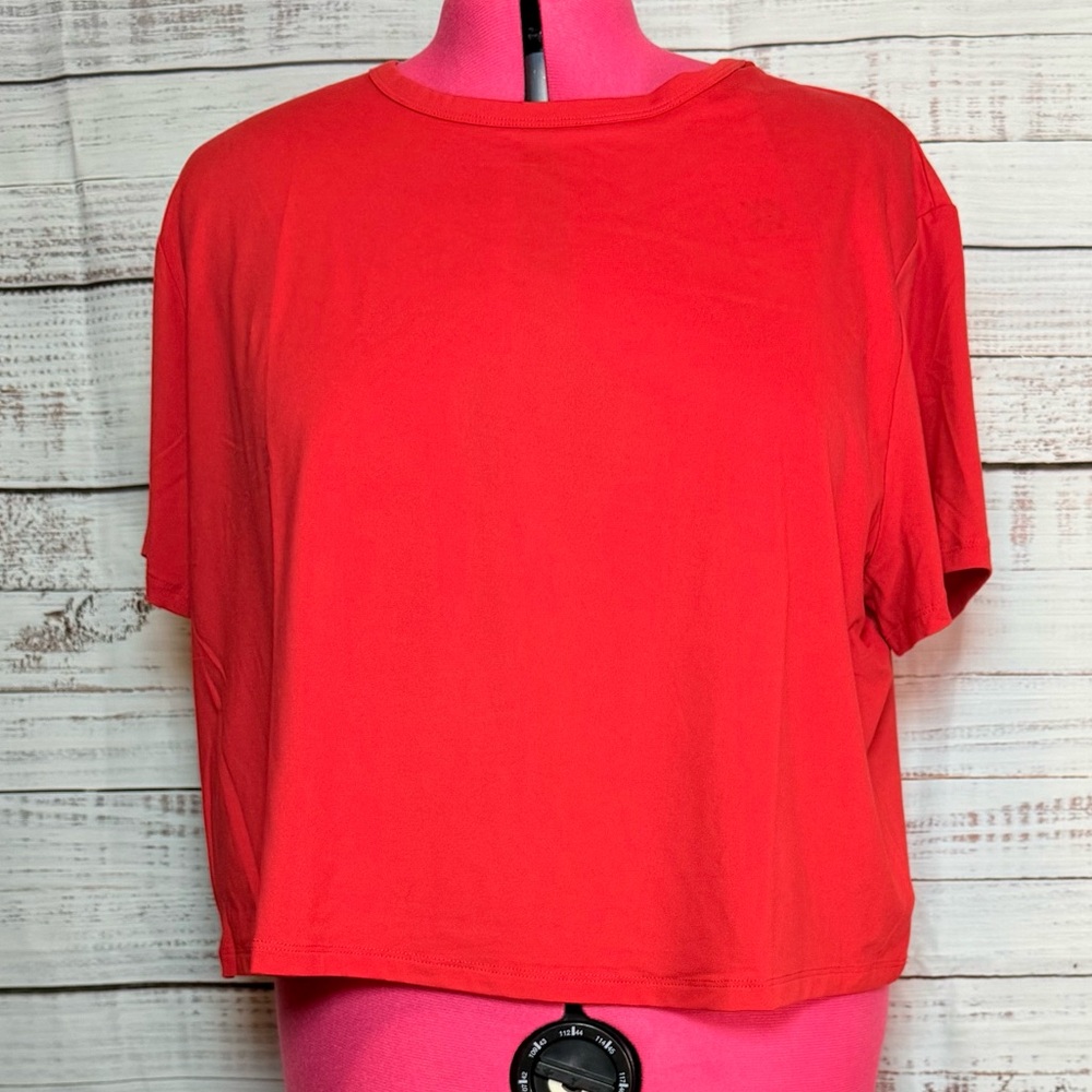 All in Motion Bright Red Short Sleeve Tee (0277)